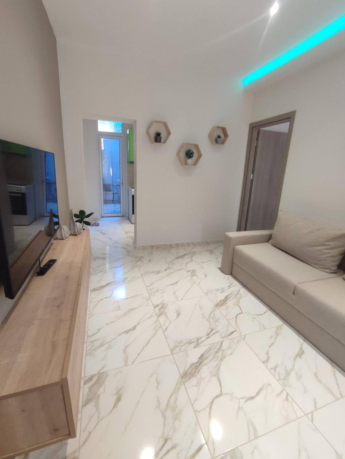 Konstantina'S Apartment Dedeağaç Dış mekan fotoğraf